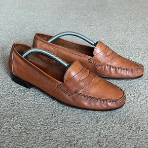 Cole Haan Men's Light Cognac Brown Leather Penny Loafer.
Size 10.5